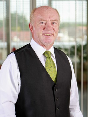 Max Mustermann